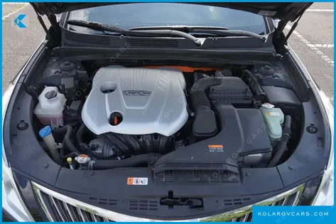 HYUNDAI GRANDEUR PREMIUM