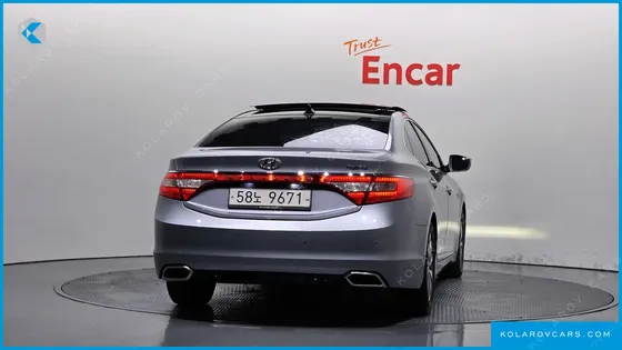 HYUNDAI GRANDEUR PREMIUM