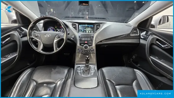 HYUNDAI GRANDEUR PREMIUM
