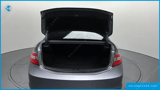 HYUNDAI GRANDEUR PREMIUM