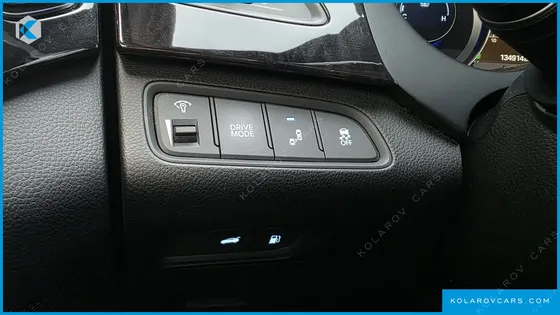 HYUNDAI GRANDEUR PREMIUM