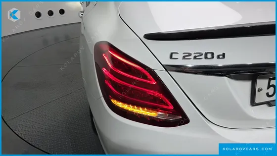 MERCEDES C-CLASS C220 D AVANTGARDE