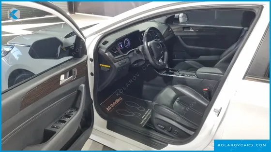 HYUNDAI SONATA LPI MODERN(DISABLED PERSON)