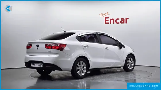 KIA PRIDE 1.6 GDI SEDAN