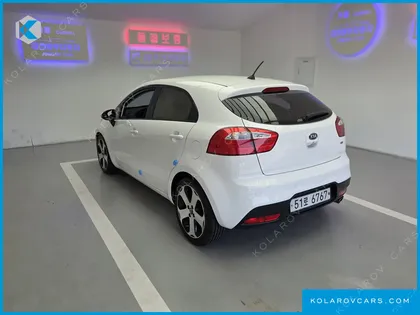 KIA PRIDE 1.6 GDI HATCHBACK