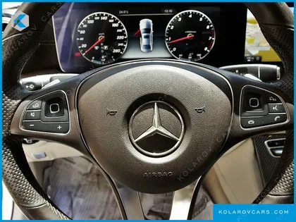 MERCEDES E-CLASS E300 4MATIC EXCLUSIVE