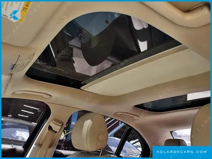 MERCEDES E-CLASS E300 4MATIC EXCLUSIVE