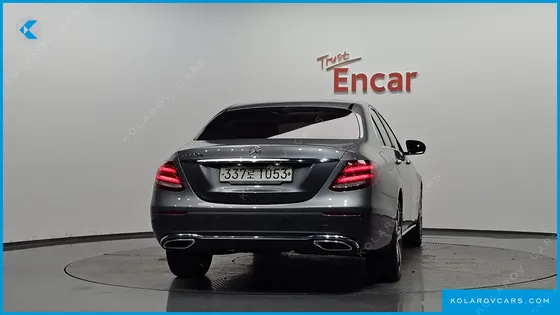 MERCEDES E-CLASS E220D AVANTGARDE