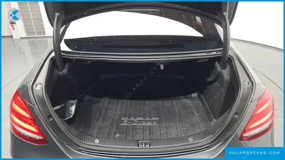 MERCEDES E-CLASS E220D AVANTGARDE