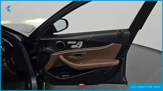 MERCEDES E-CLASS E220D AVANTGARDE