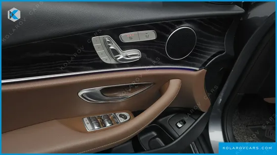 MERCEDES E-CLASS E220D AVANTGARDE