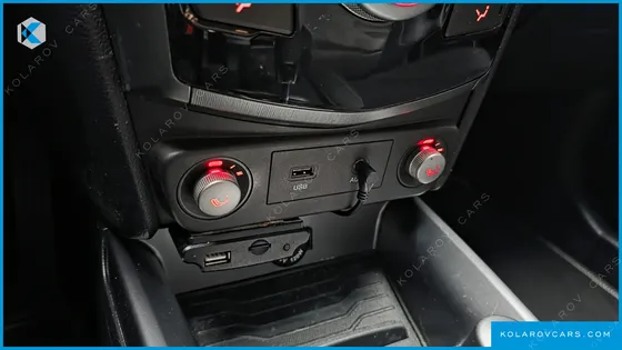 KGM - SSANGYONG TIVOLI VX 2WD