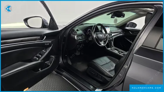 HONDA ACCORD 2.0 HYBRID TOURING