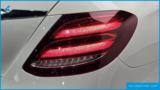 MERCEDES E-CLASS E300 AVANTGARDE
