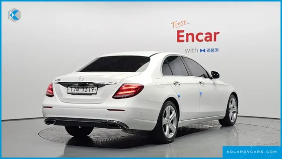 MERCEDES E-CLASS E200 AVANTGARDE
