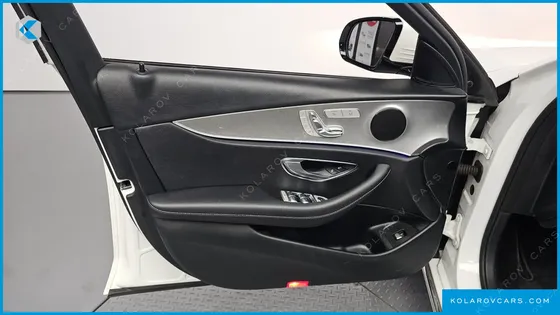 MERCEDES E-CLASS E200 AVANTGARDE