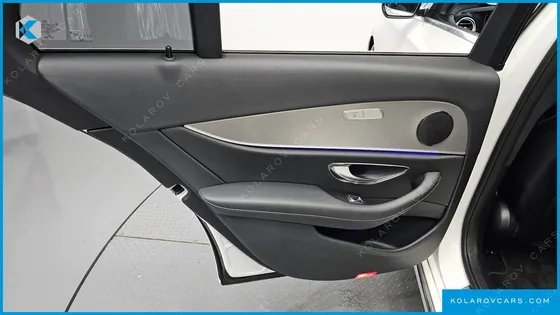 MERCEDES E-CLASS E200 AVANTGARDE