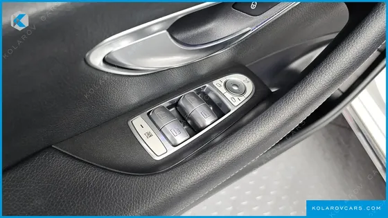 MERCEDES E-CLASS E200 AVANTGARDE