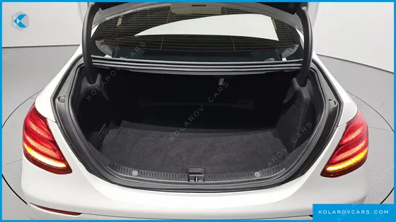 MERCEDES E-CLASS E200 AVANTGARDE