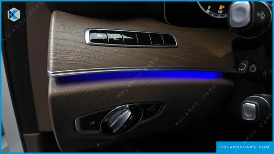 MERCEDES E-CLASS E300 4MATIC EXCLUSIVE