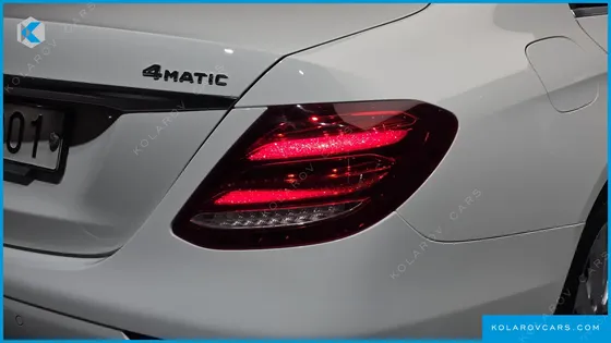 MERCEDES E-CLASS E300 4MATIC EXCLUSIVE