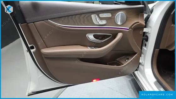 MERCEDES E-CLASS E300 4MATIC EXCLUSIVE