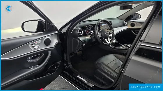 MERCEDES E-CLASS E300 AVANTGARDE