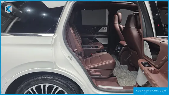 LINCOLN AVIATOR 3.0 BLACK LABEL AWD