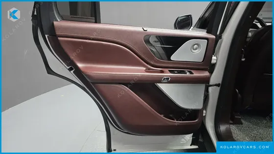 LINCOLN AVIATOR 3.0 BLACK LABEL AWD