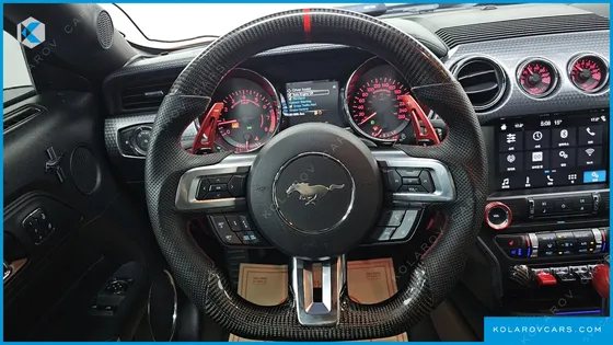 FORD MUSTANG COUPE