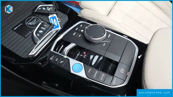 BMW IX3 M SPORTS
