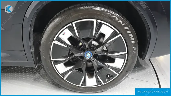 BMW IX3 M SPORTS