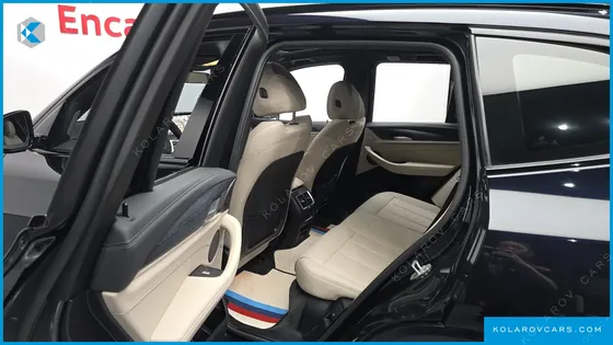 BMW IX3 M SPORTS