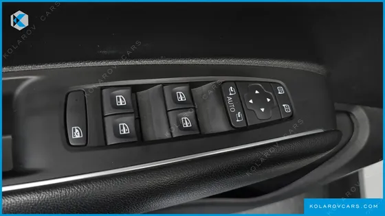 RENAULT KOREA QM6 (KOLEOS) 2.0 LPE LE SIGNATURE 2WD
