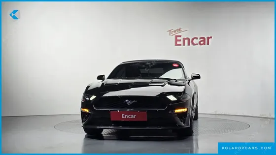 FORD MUSTANG CONVERTIBLE