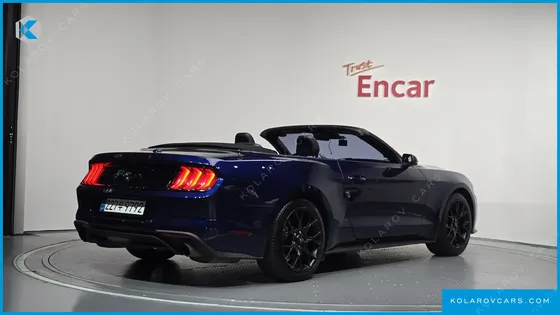 FORD MUSTANG CONVERTIBLE