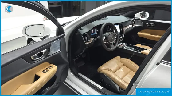 VOLVO S60 B5 ULTIMATE BRIGHT