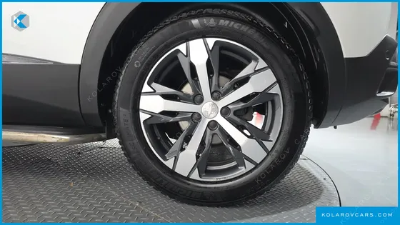 PEUGEOT 3008 1.6 BLUEHDI GT LINE