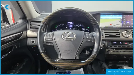 LEXUS LS AWD
