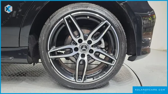 MERCEDES A-CLASS A200 AMG LINE