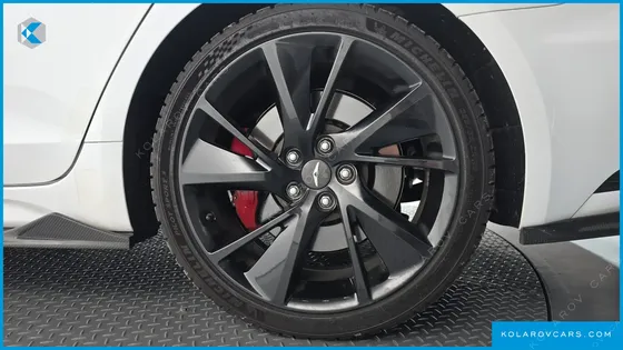 GENESIS G70 GASOLINE 3.3T 4WD