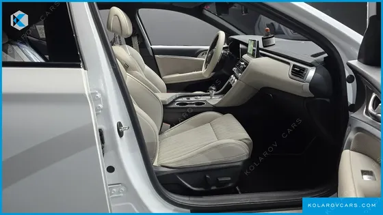 GENESIS G70 GASOLINE 2.0T 2WD
