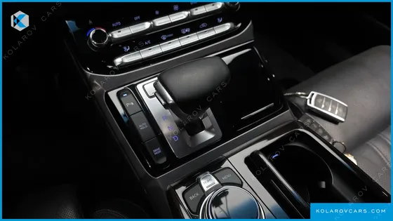 GENESIS EQ900 3.8 GDI AWD