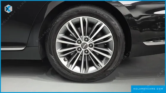 GENESIS EQ900 3.8 GDI AWD