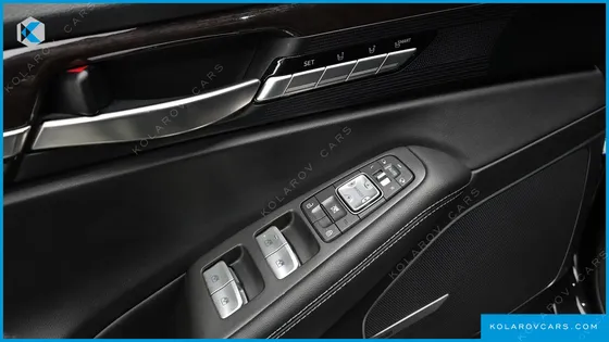 GENESIS EQ900 3.8 GDI AWD
