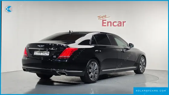 GENESIS EQ900 5.0 GDI AWD LIMOUSINE
