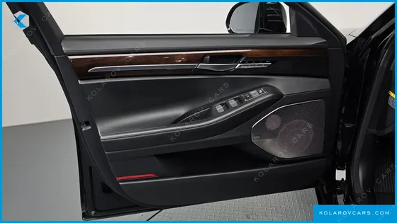GENESIS EQ900 5.0 GDI AWD LIMOUSINE