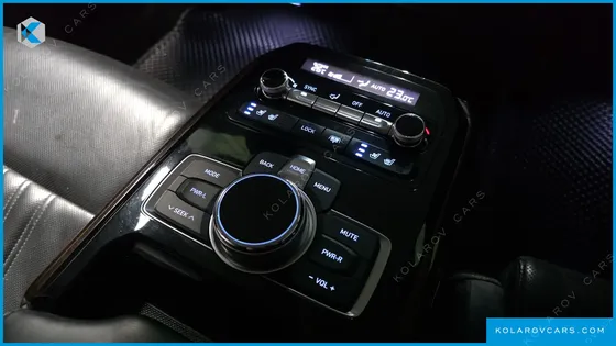 GENESIS EQ900 3.8 GDI AWD