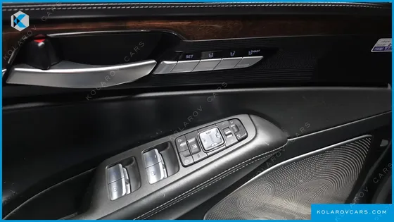 GENESIS EQ900 3.8 GDI AWD