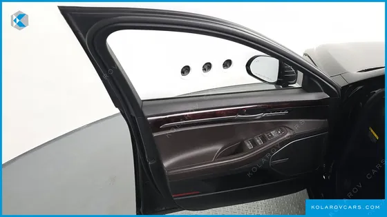 GENESIS EQ900 3.8 GDI AWD